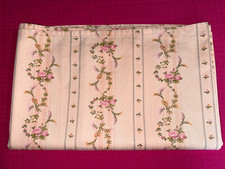 Tissu ancien Romanex Boussac  " Chantilly "   larg 300 cm x H  42 cm  C960
