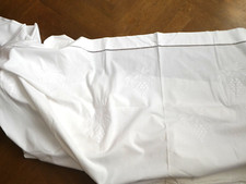 drap ancien en coton Brodé de