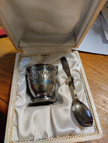 Coquetier petite - et,