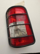 Feu arriere principal gauche