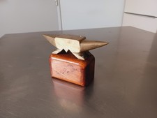 Petite Enclume Bijoutier Horloger laiton massif sur billot bois 60's