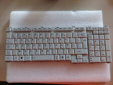 Touche Clavier à l'unité PK1301703C0 pour TOSHIBA Satellite P200 AZERTY .