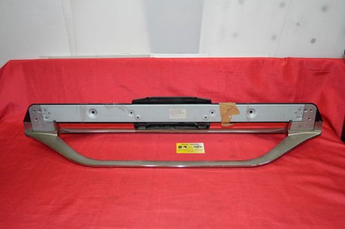 Piedestal support base pour - piedestal,