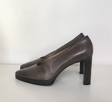 Escarpins en cuir YVES SAINT