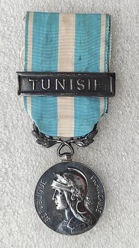 Medaille coloniale avec agrafe - medaille,