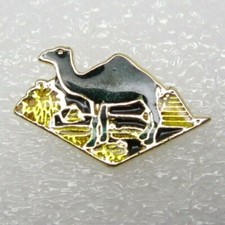 Black Camel Lapel Pin (B172)