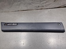 BAGUETTE DE PORTE AVANT GAUCHE RENAULT MASTER II (FD/HD) 7701692580