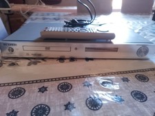 Lecteur  DVD/SACD/CD  Samsung HD745 avec sa télécommande 