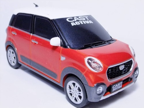 Voiture miniature daihatsu - miniature,