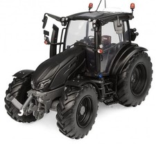 UNIVERSAL HOBBIES - Tracteur
