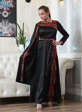 Robe brodée pour femmes