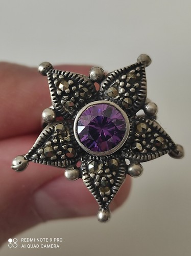 Ancienne bague femme - fleur, en