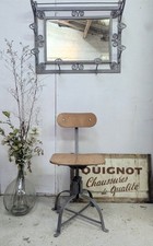 Chaise D'atelier industriel Bienaise 52 design vintage 50 60 