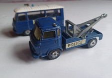 solido toner gam. Saviem SG4 et Peugeot J7 .Camions de police. A restaurer .