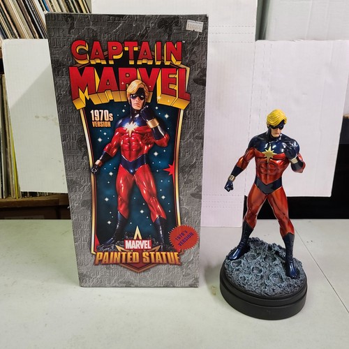 Captain marvel 1970 version - captain, 1970's
