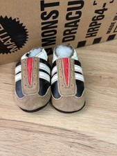chaussons bébé en cuir