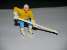 KINDER SURPRISE FIGURINE