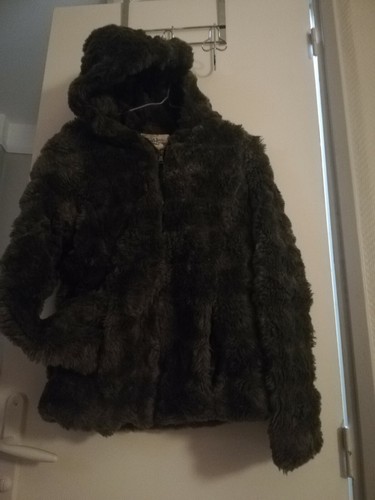 Veste fausse fourrure avec - , en