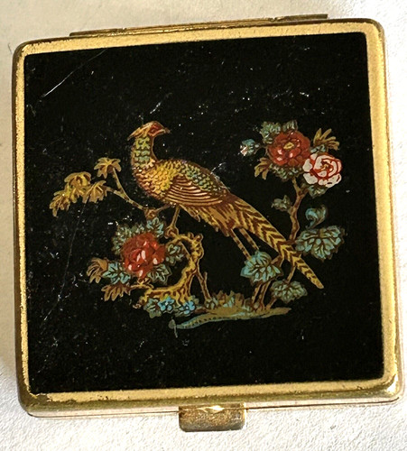 Ancienne petite boîte métal