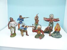 Lot 8 figurines composition