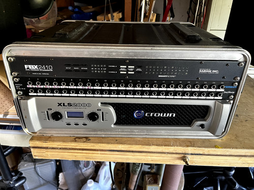 Defective crown xls2000 amp - defective,
