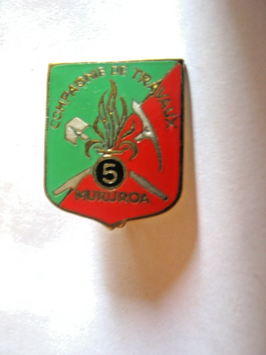 Boutonniere email legion - email,