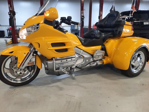 2001 honda gold - honda, wing