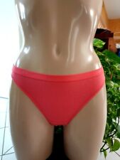 DIM STRING TAILLE 40/42