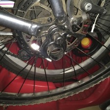 Attache de coupleur légère