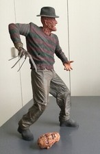 FREDDY KRUEGER 45CM A NIGHTMARE ON ELM STREET - FIGURINE PARLANTE - NECA 