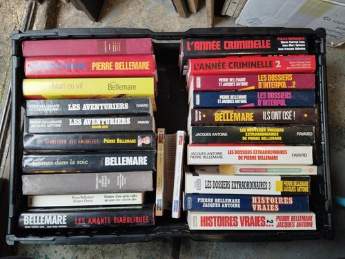 Lot livres pierre bellemare - 23,