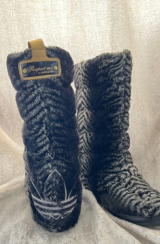 Collector unique boots - /, unique/