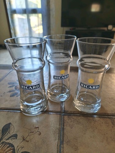Trois verres ricard - trois,