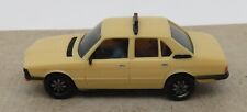 HERPA HO  1/87 BMW 528 I TAXI jaune crème décoré pour réseau train ou diorama