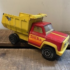 USA Vintage TONKA Dump Truck Miniature Car Tonka