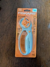 FISKARS Rotary Cutter