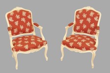 Paire de fauteuils peints style Louis XV