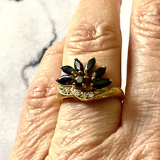 SPLENDIDE BAGUE ANCIENNE VERITABLE SAPHIR BLEU, TOPAZE, PLAQUÉ OR, COUTURE