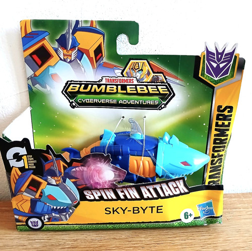 Hasbro transformers sky - hasbro, sky-byte
