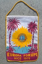 LIONS INTERNATIONAL fanion Europa Forum NICE 1975 Peintre Emmanuel BELLINI