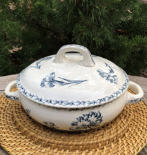 Rare petite soupière ancienne K&G LUNÉVILLE Oeillets Terre de fer 19eme