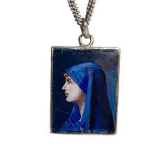 Ancienne  Chaîne Argent  Pendentif D’un Profil De Femme En émail Limoges