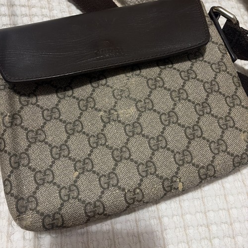 Gucci crossbody messenger bag