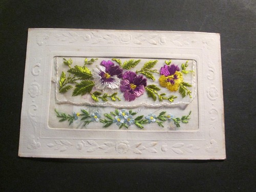 Carte postale ancienne brodee