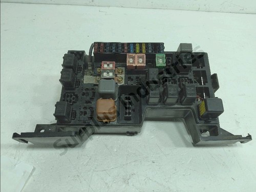 Boite fusibles moteur - a,