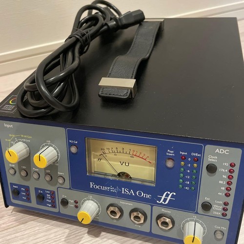 Focusrite isa one microphone - one,