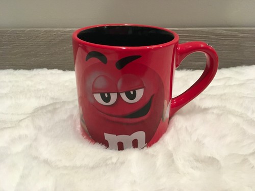 Red large coffee cup - m&m’s,