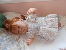 robe  compatible avec poupée