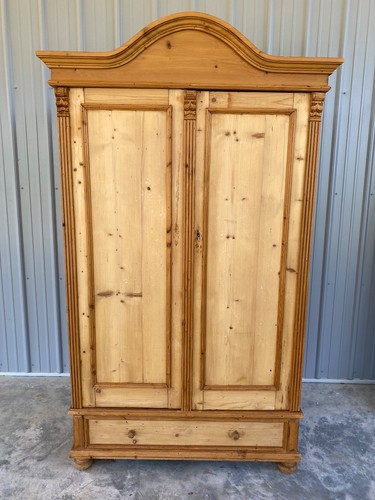 Gorgeous french country pine - gorgeous,