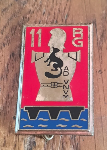 Insigne régiment du - 11°, rg